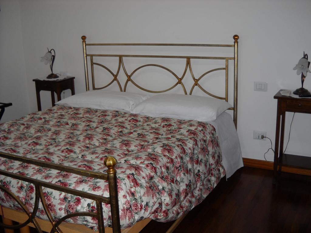 Domomea Otel Quartu SantʼElena Oda fotoğraf
